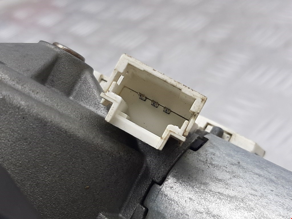 Моторчик стеклоочистителя задний CITROEN Berlingo 2008-н.в.