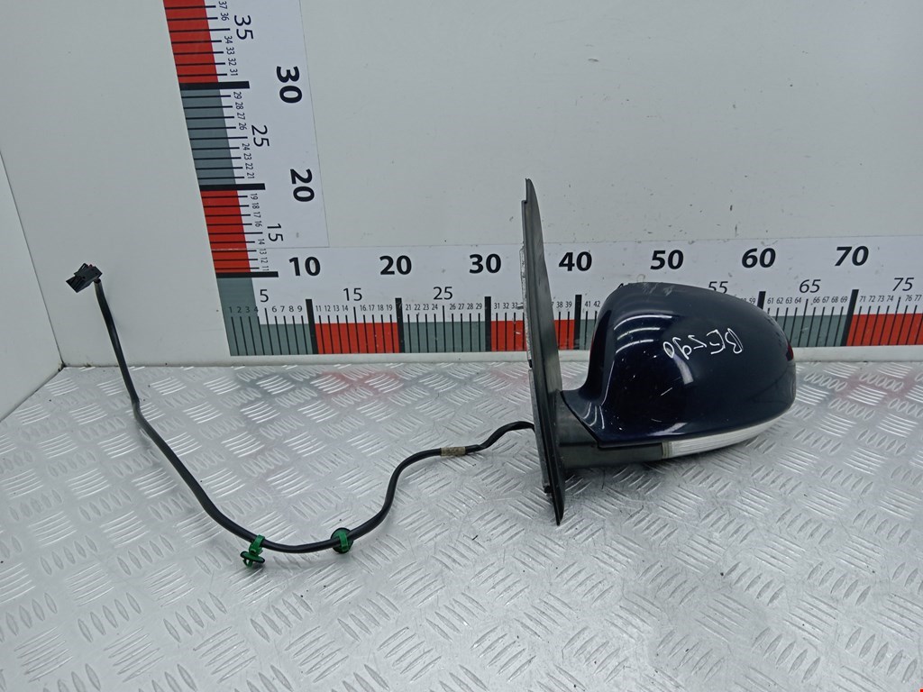 Зеркало левое VOLKSWAGEN Golf V 2003-2009