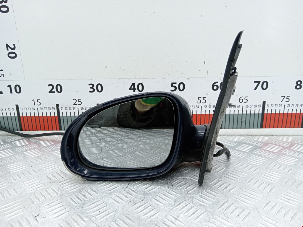 Зеркало левое VOLKSWAGEN Golf V 2003-2009