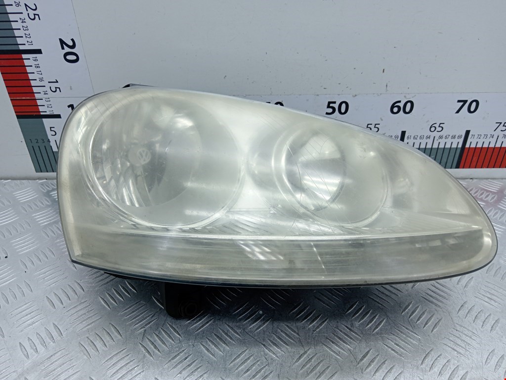 Фара правая VOLKSWAGEN Golf V 2003-2009