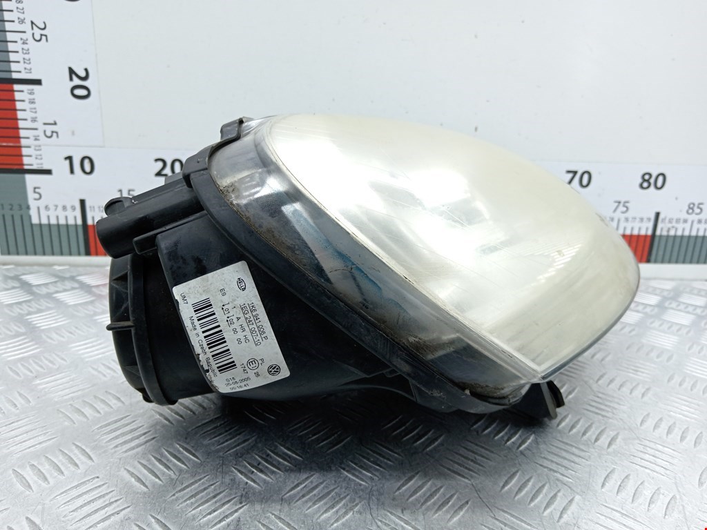 Фара правая VOLKSWAGEN Golf V 2003-2009