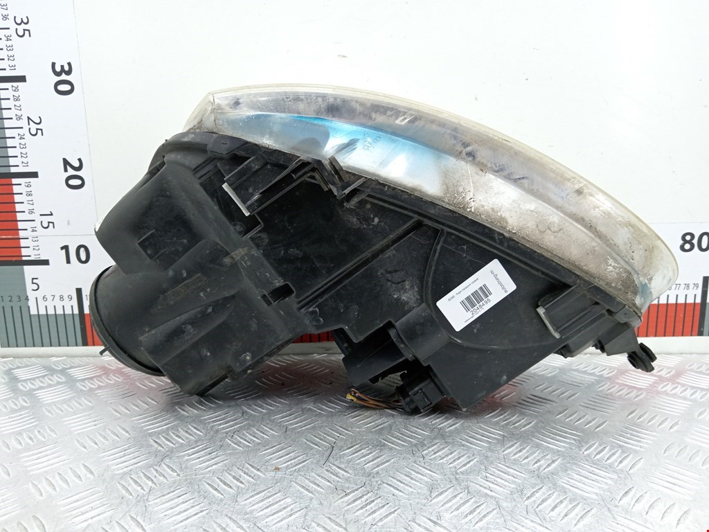 Фара правая VOLKSWAGEN Golf V 2003-2009