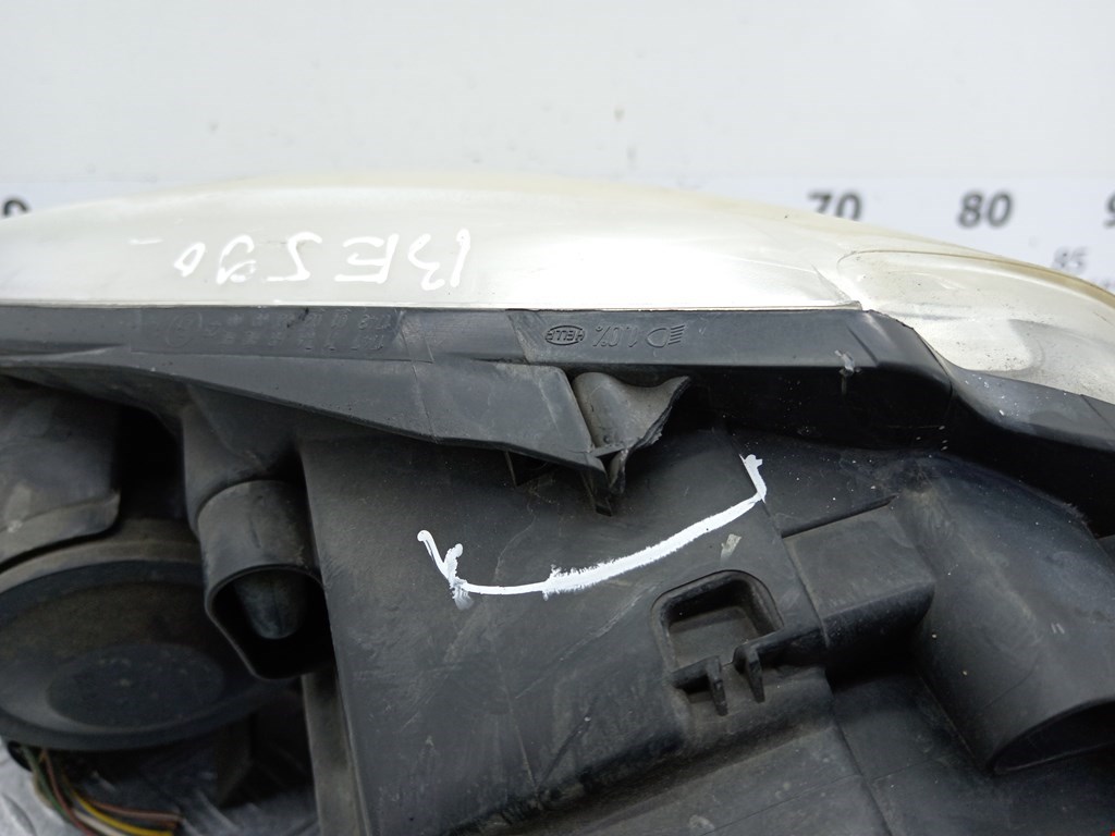 Фара правая VOLKSWAGEN Golf V 2003-2009