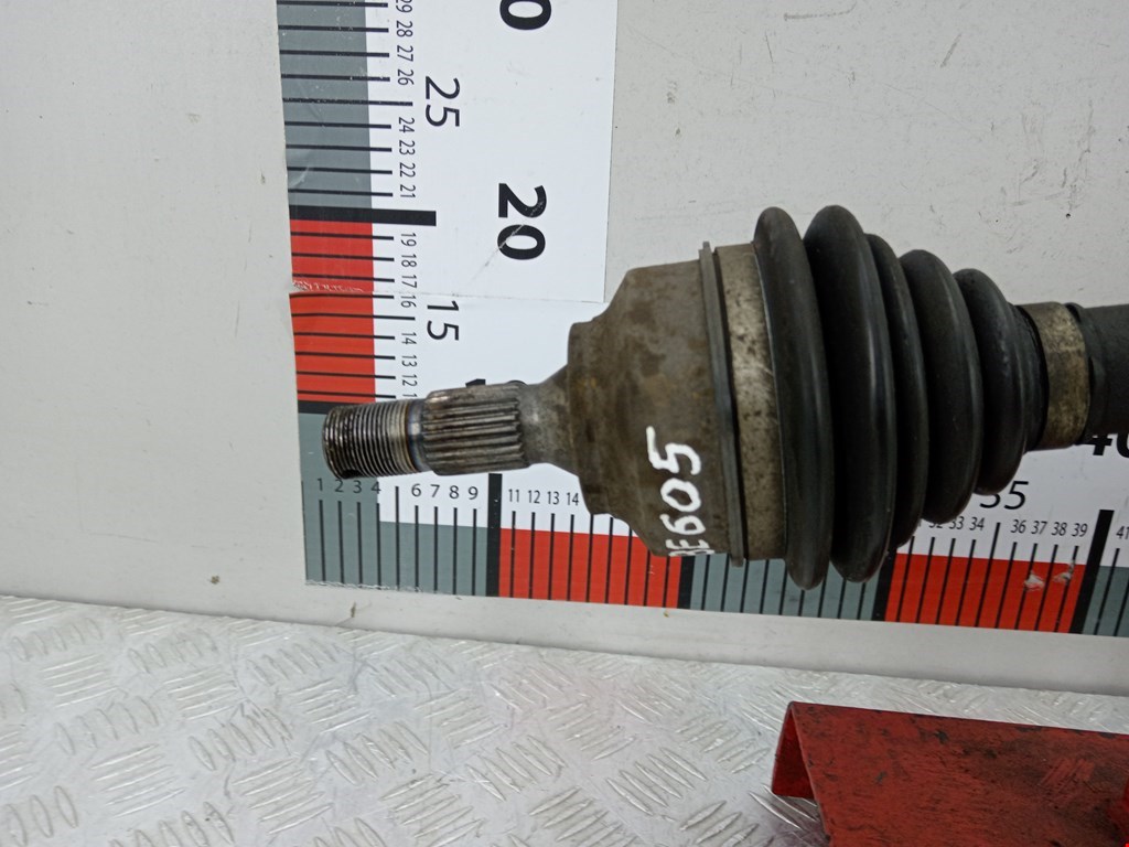 Полуось (привод, приводной вал) передняя правая PEUGEOT Partner 1996-2009