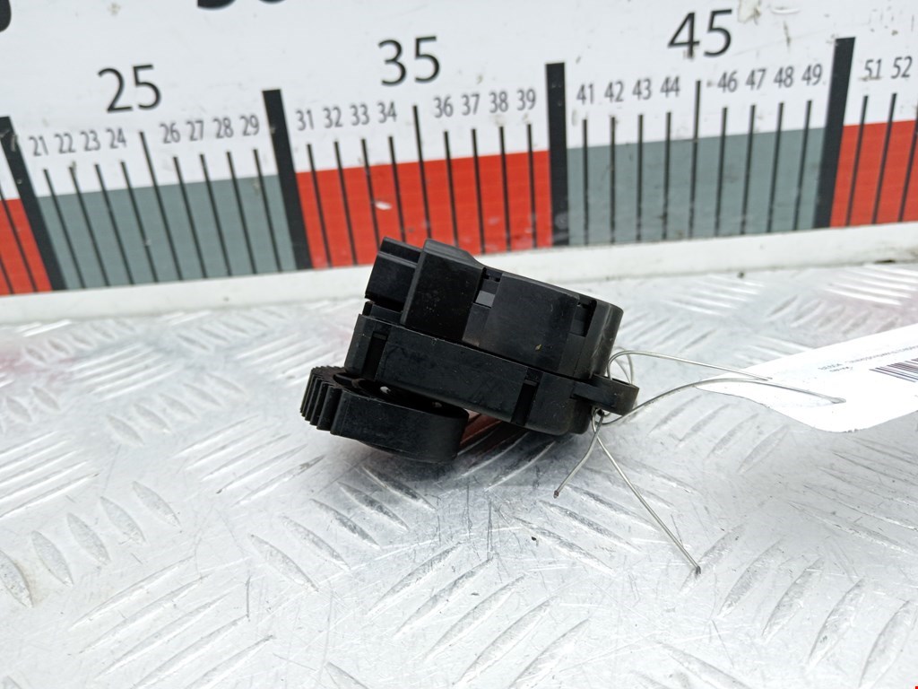 Моторчик заслонки печки FORD Focus II 2005-2011