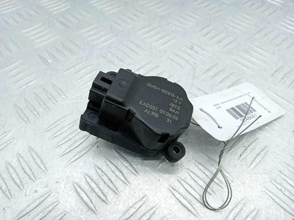 Сервопривод (электропривод моторчик привода) заслонки печки Ford Focus 2 (2004-2011)