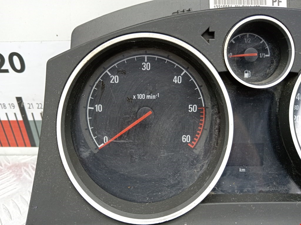 Панель приборов (щиток) OPEL Astra H/Family 2004-2015