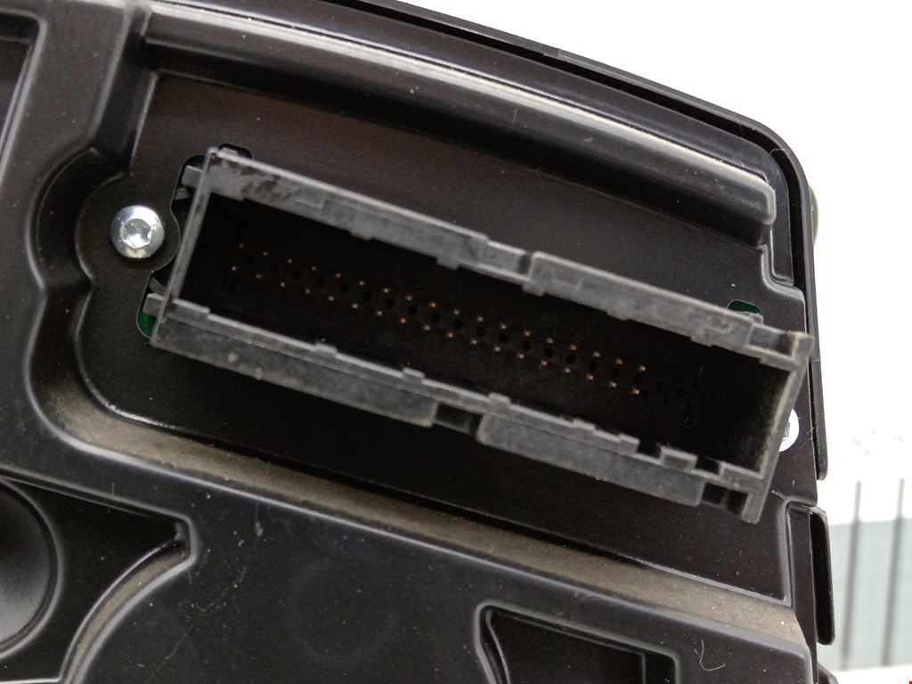 Панель приборов (щиток) OPEL Astra H/Family 2004-2015