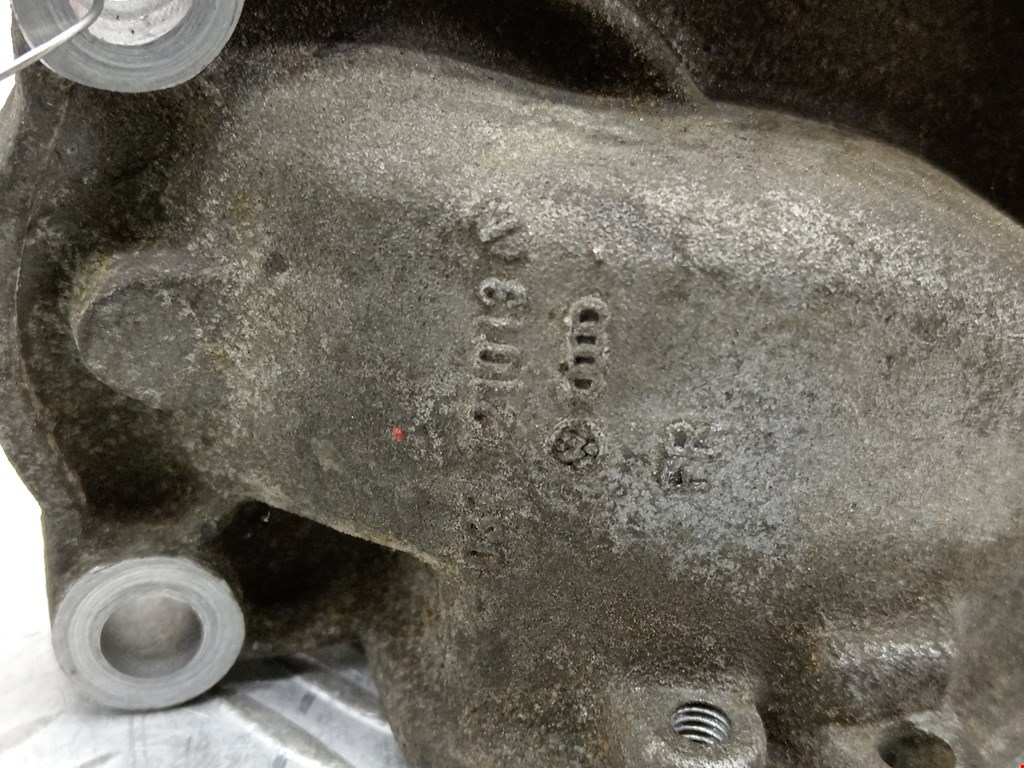 Корпус термостата VOLKSWAGEN Golf III 1991-1997