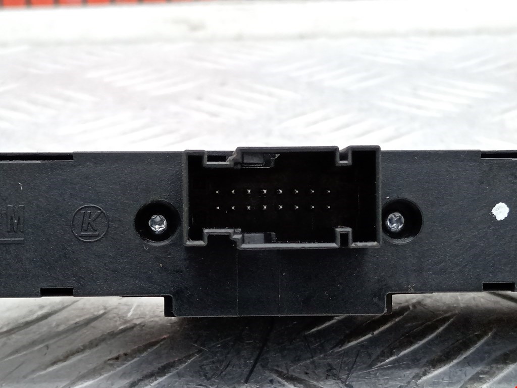 Кнопка аварийной сигнализации (аварийки) OPEL Astra H/Family 2004-2015