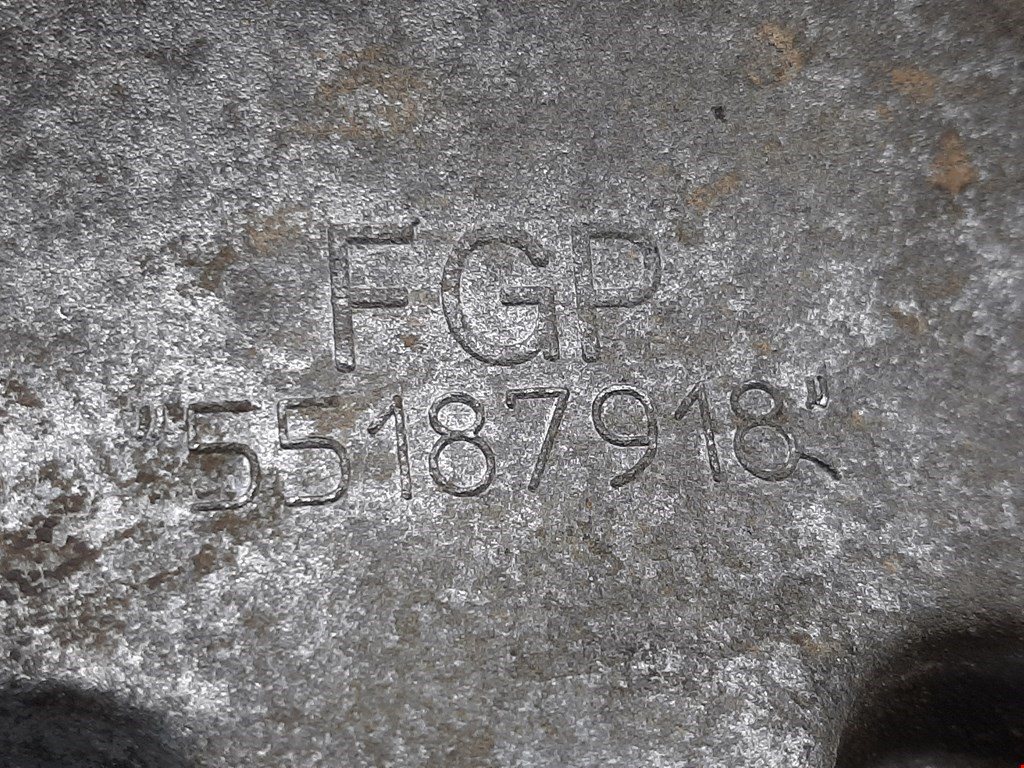 Кронштейн ТНВД OPEL Zafira B 2005-2012