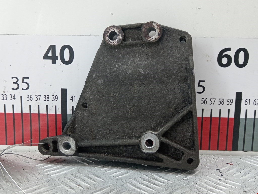 Кронштейн кондиционера OPEL Combo C 2001-2011