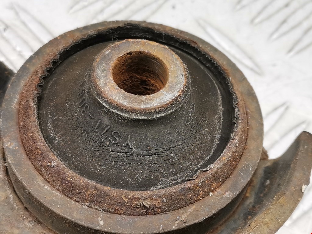 Рычаг передний левый FORD Mondeo II 1996-2000