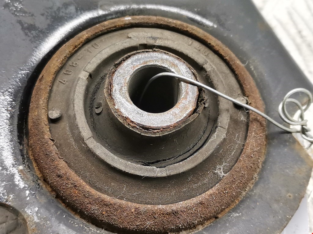 Рычаг передний левый FORD Mondeo II 1996-2000