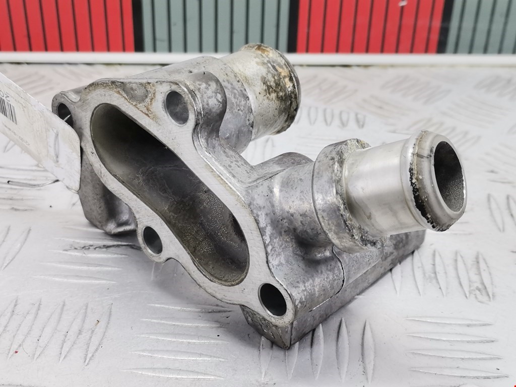 Тройник системы охлаждения FORD Focus I 1998-2005