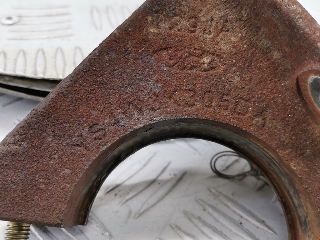 Кронштейн КПП FORD Focus I 1998-2005