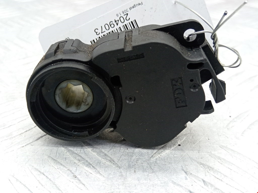 Моторчик заслонки печки PEUGEOT 308 2007-2015