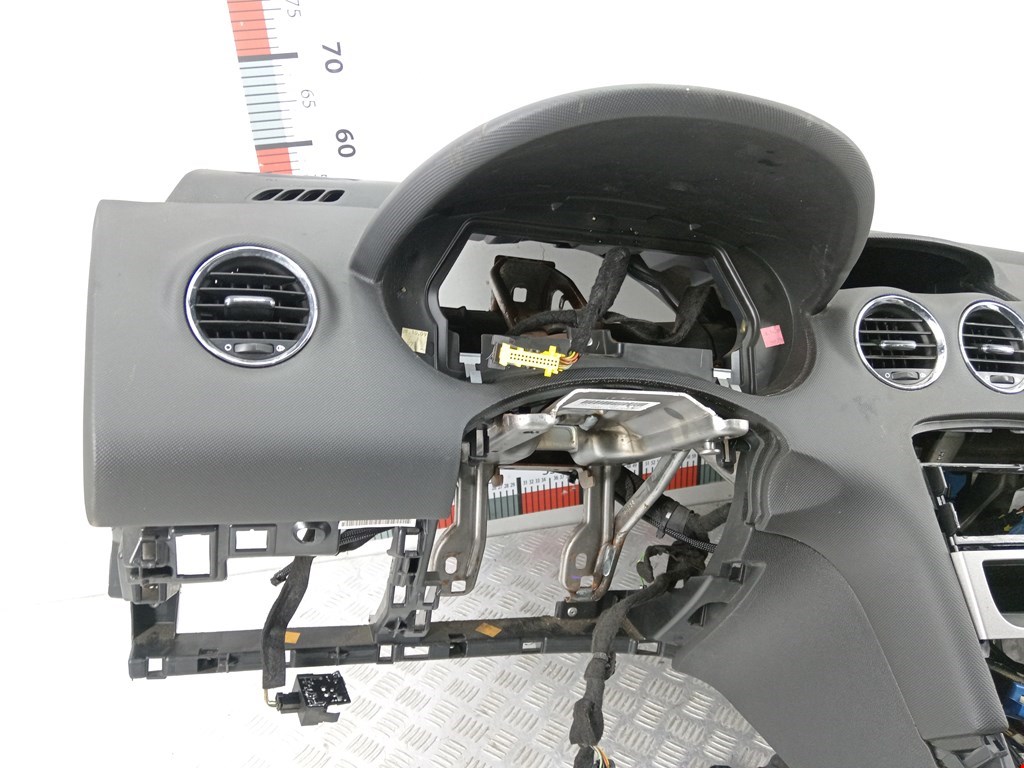 Торпедо PEUGEOT 308 2007-2015