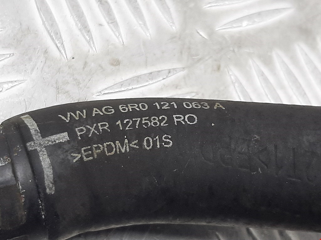 Патрубок SKODA Fabia MK2 5J 2007-2014