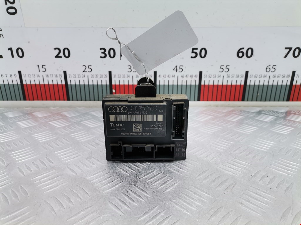 Блок управления двери Audi A6 C6 (2004-2011)