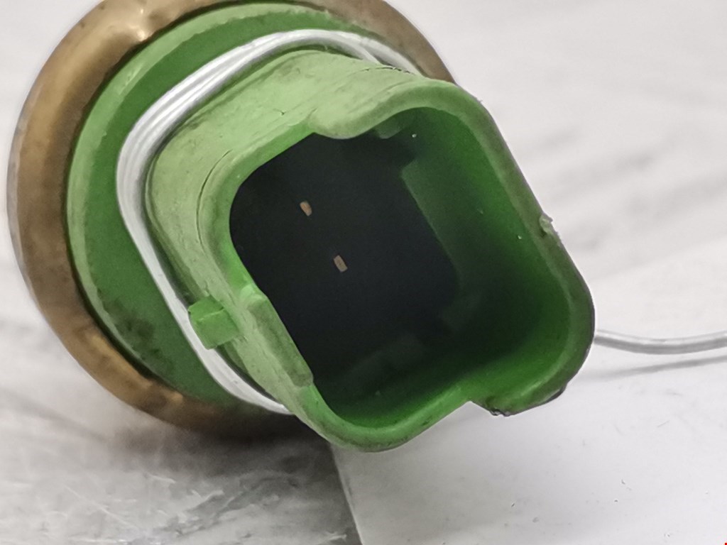 Датчик температуры (охлаждающей жидкости) FORD Mondeo IV 2007-2015