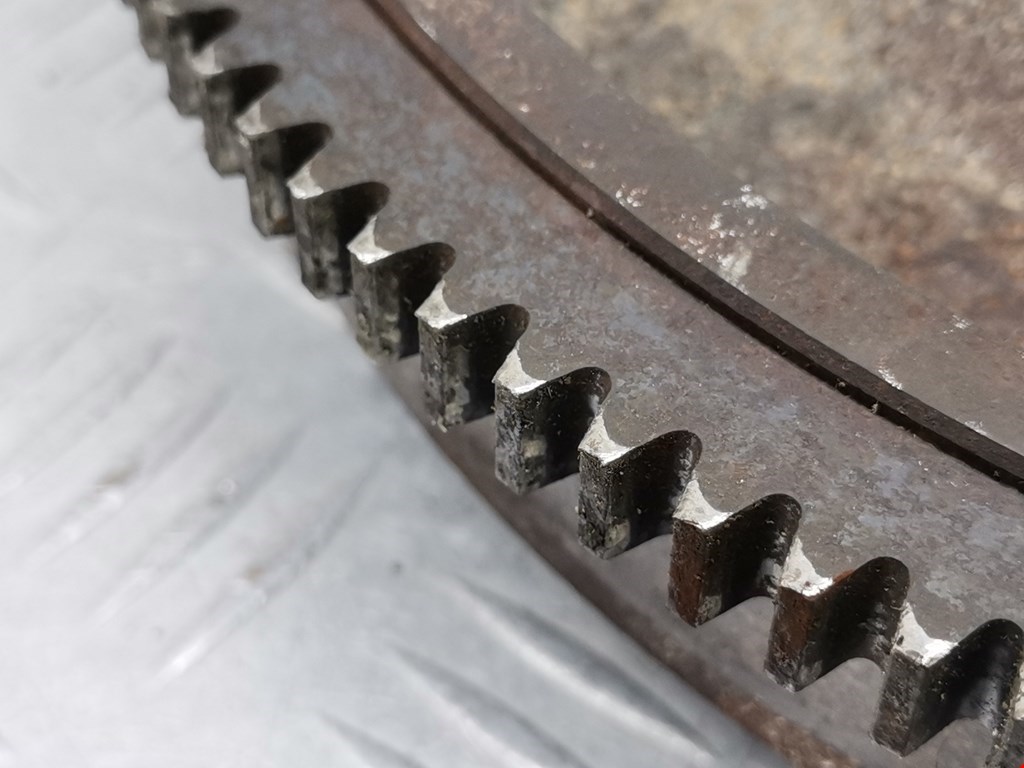 Маховик (демпфер сцепления) PEUGEOT Partner 1996-2009