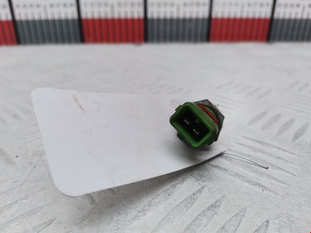 Датчик температуры (охлаждающей жидкости) RENAULT Espace 1997-2003