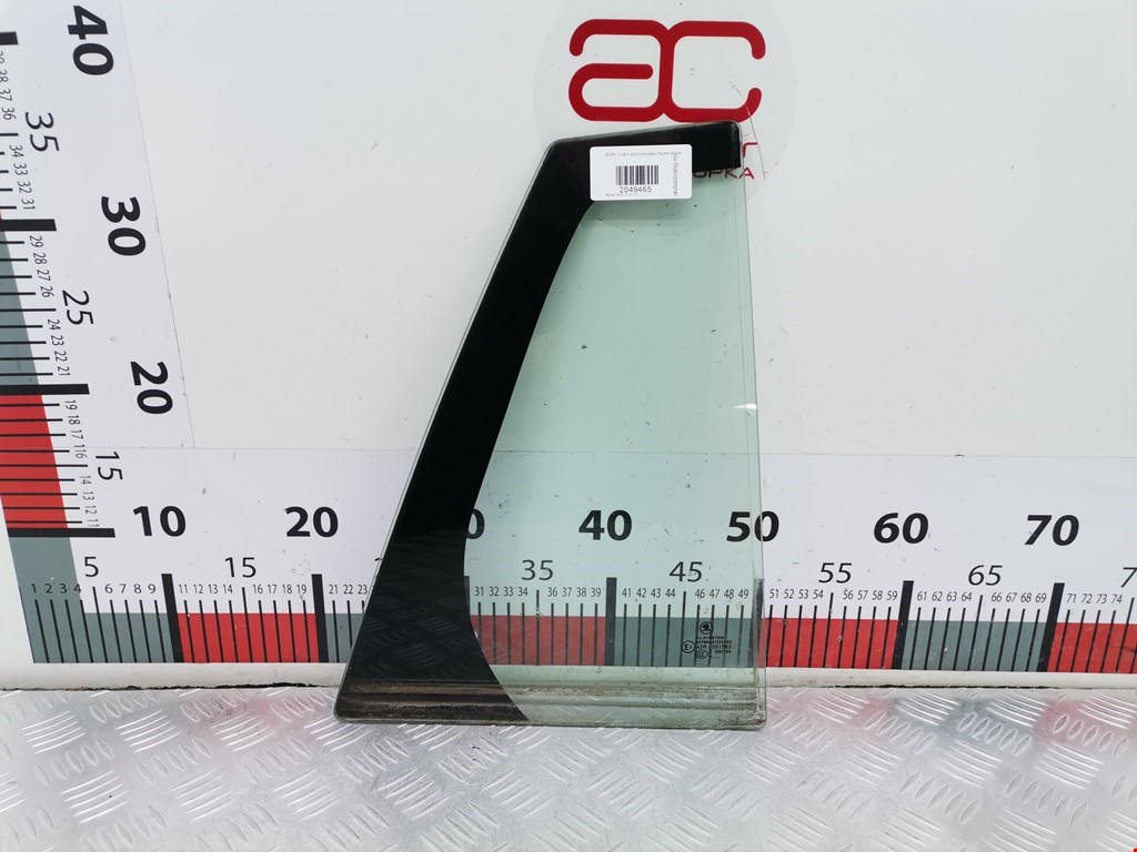 Стекло двери задней правой (форточка) Skoda Fabia 2 (5J) (2007-2014)