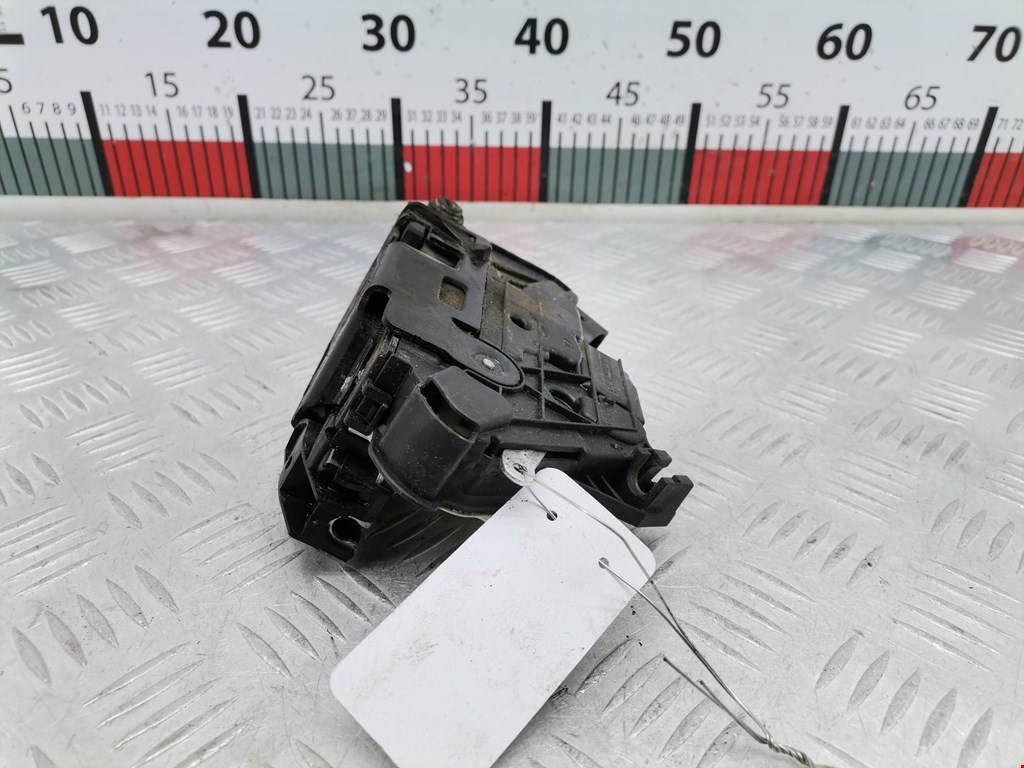 Замок двери задней левой SKODA Fabia MK2 5J 2007-2014