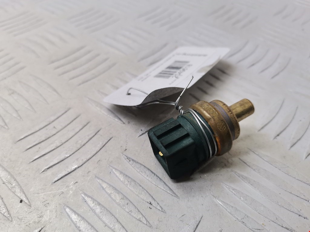 Датчик температуры (охлаждающей жидкости) AUDI A4 B5 1995-2001