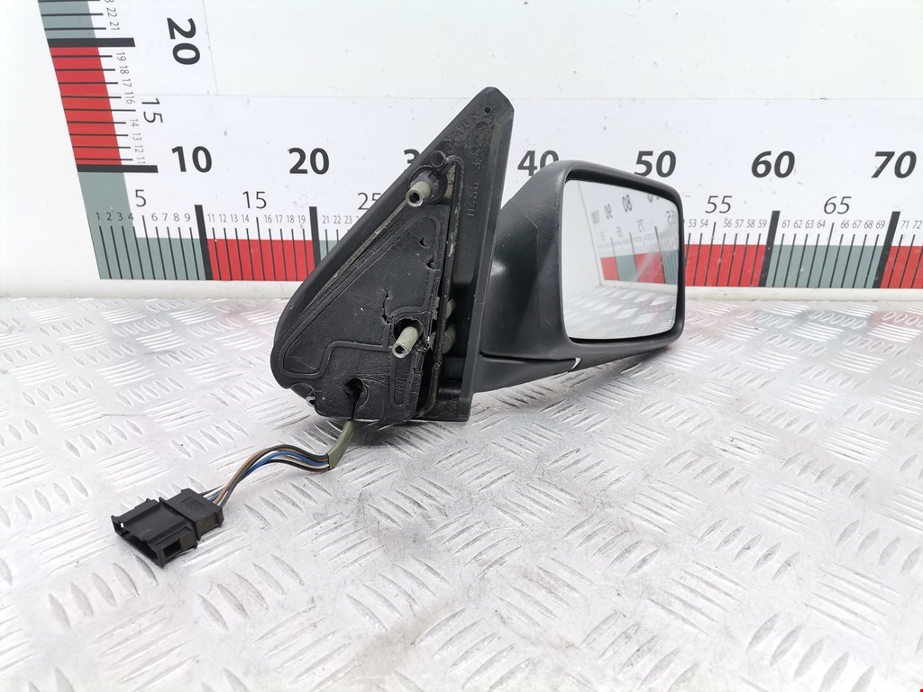 Зеркало правое VOLKSWAGEN Golf III 1991-1997