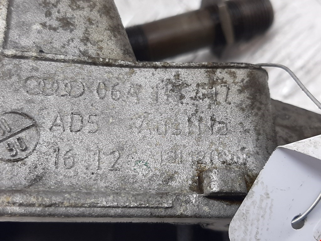 Корпус масляного фильтра VOLKSWAGEN Touran 2003-2010