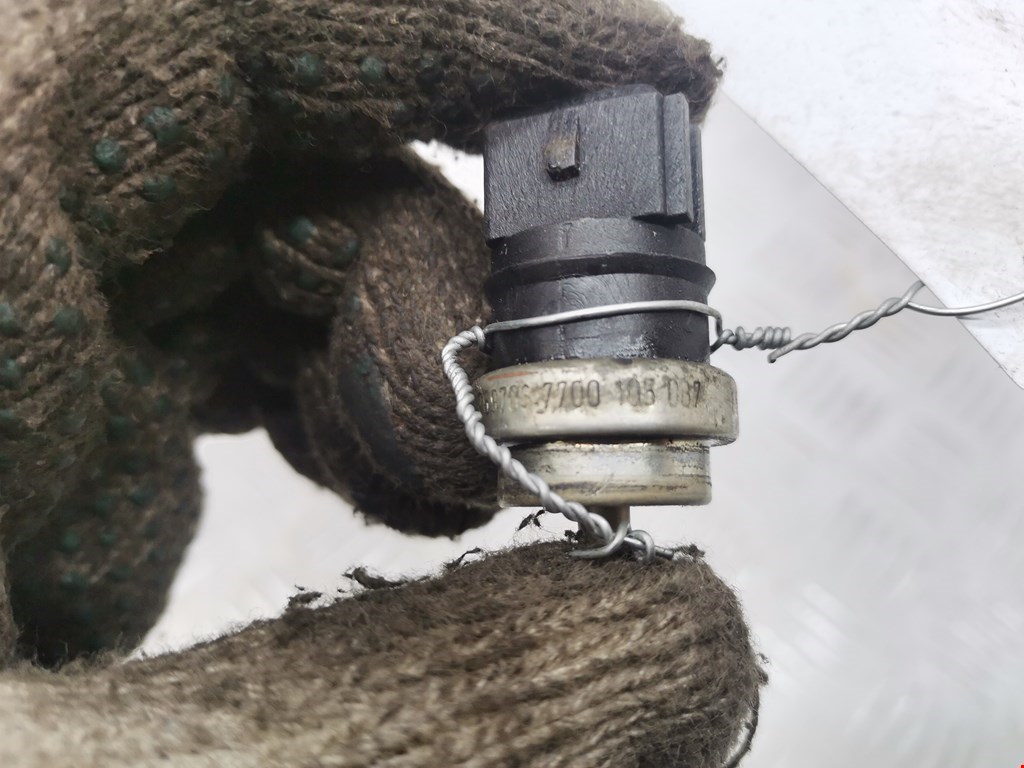 Датчик температуры (охлаждающей жидкости) RENAULT Clio 2005-2012