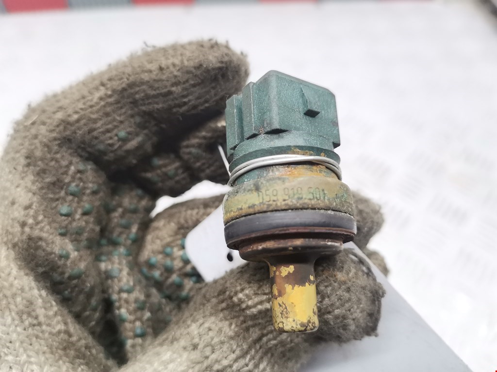 Датчик температуры (охлаждающей жидкости) AUDI A3 8L 1996-2003