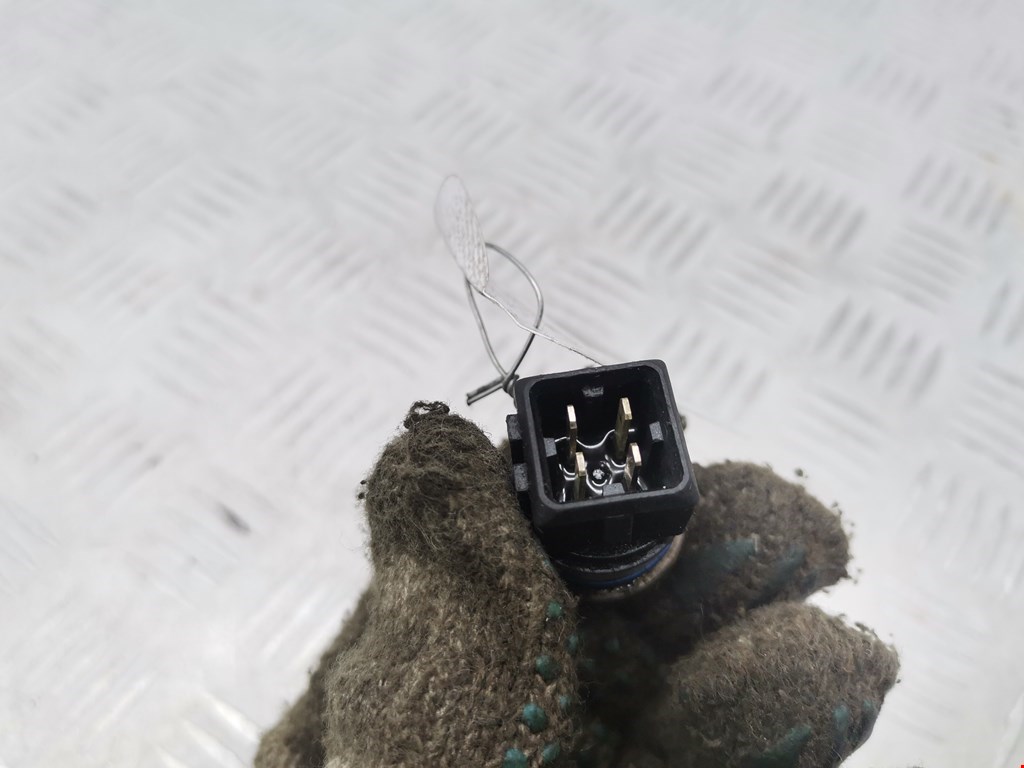 Датчик температуры (охлаждающей жидкости) SKODA Octavia A4 1U- 1997-2010