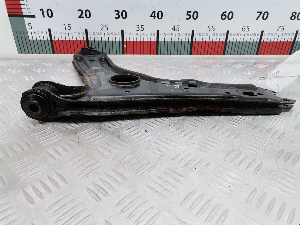 Рычаг передний левый VOLKSWAGEN Golf III 1991-1997