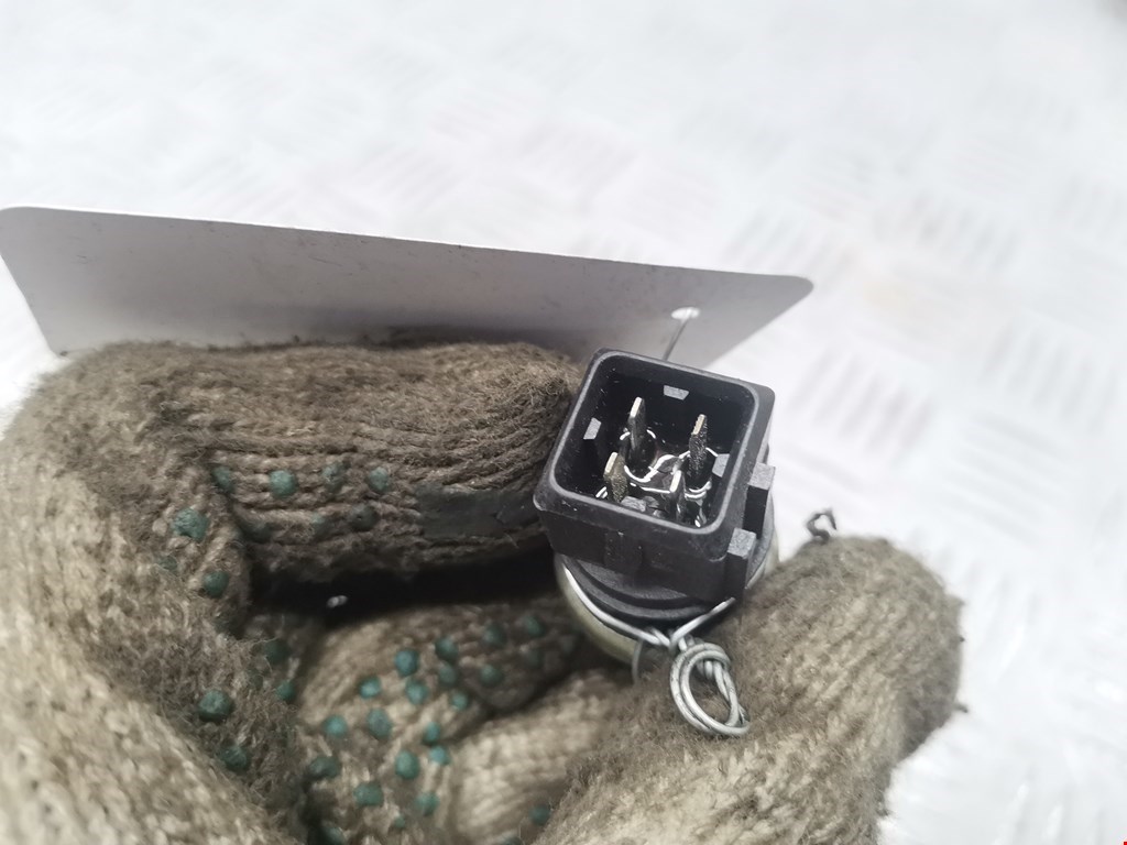 Датчик температуры (охлаждающей жидкости) RENAULT Megane II 2002-2009