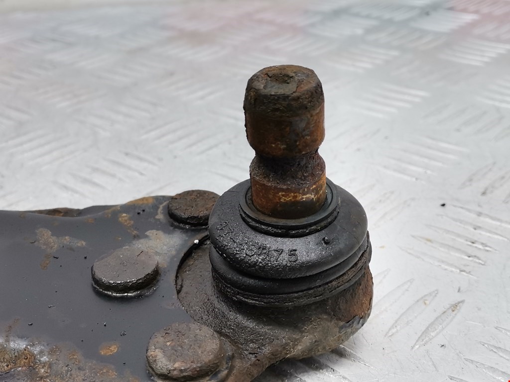 Рычаг передний правый OPEL Astra G 1998-2005