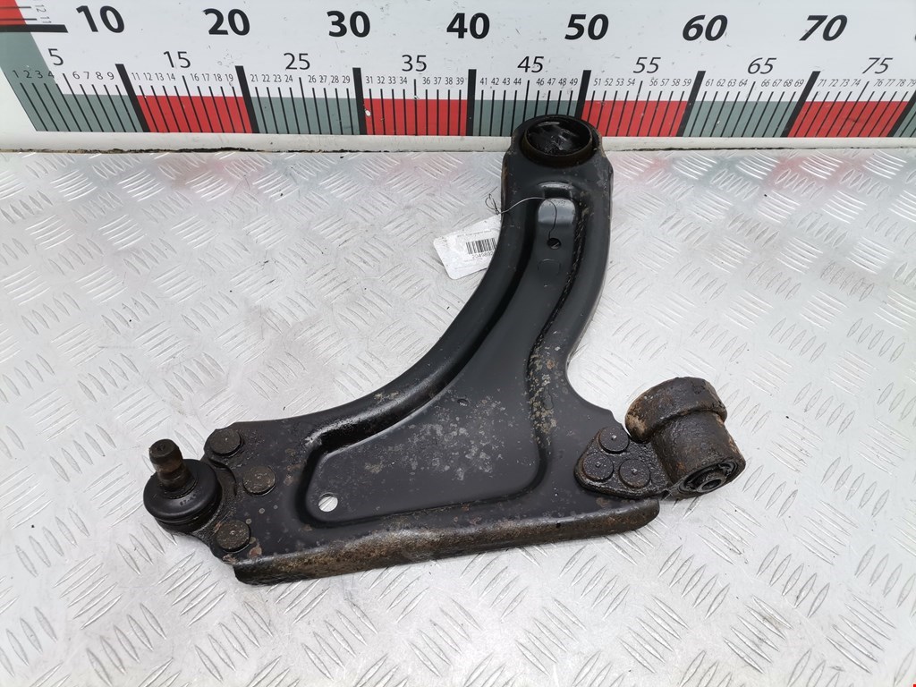 Рычаг передний правый OPEL Combo C 2001-2011