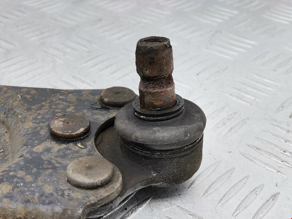 Рычаг передний левый OPEL Combo C 2001-2011