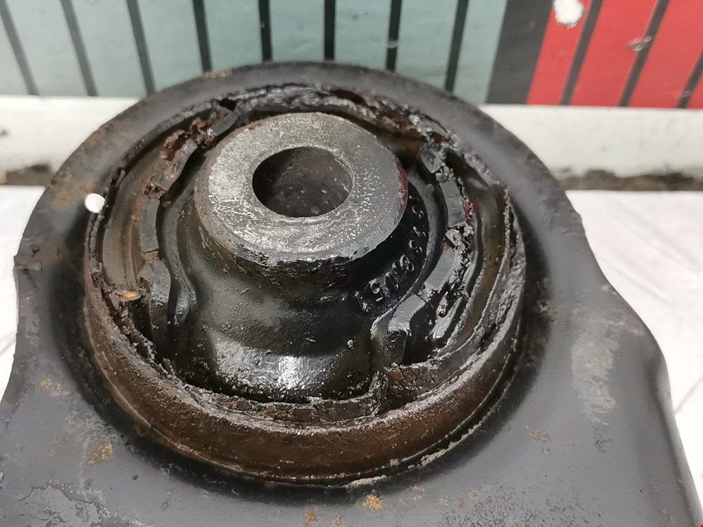 Рычаг передний левый OPEL Combo C 2001-2011