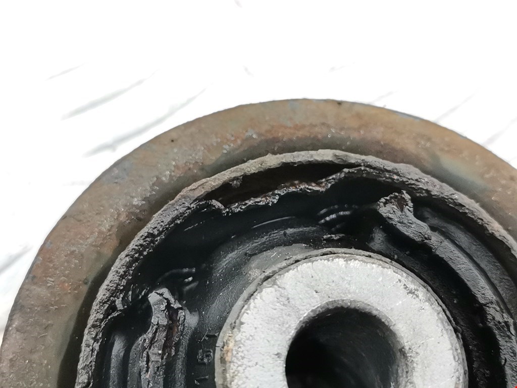 Рычаг передний левый OPEL Tigra B 2004-2009