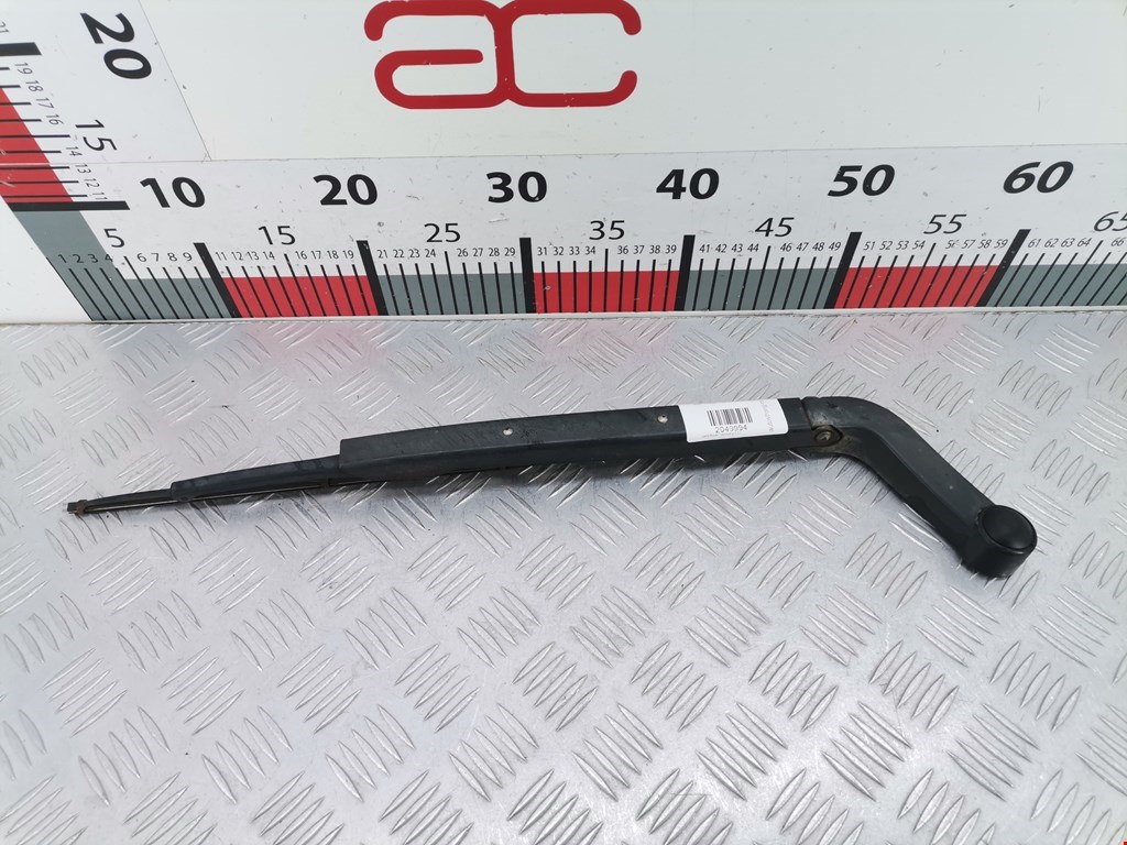 Поводок дворника задний (заднего) LAND ROVER Discovery III 2005-2009