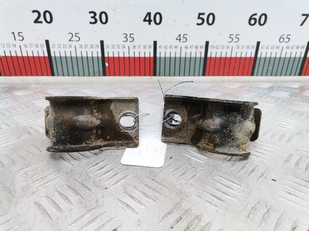 Кронштейн (крепление скоба) стабилизатора заднего Citroen Berlingo 1 (1996-2012)