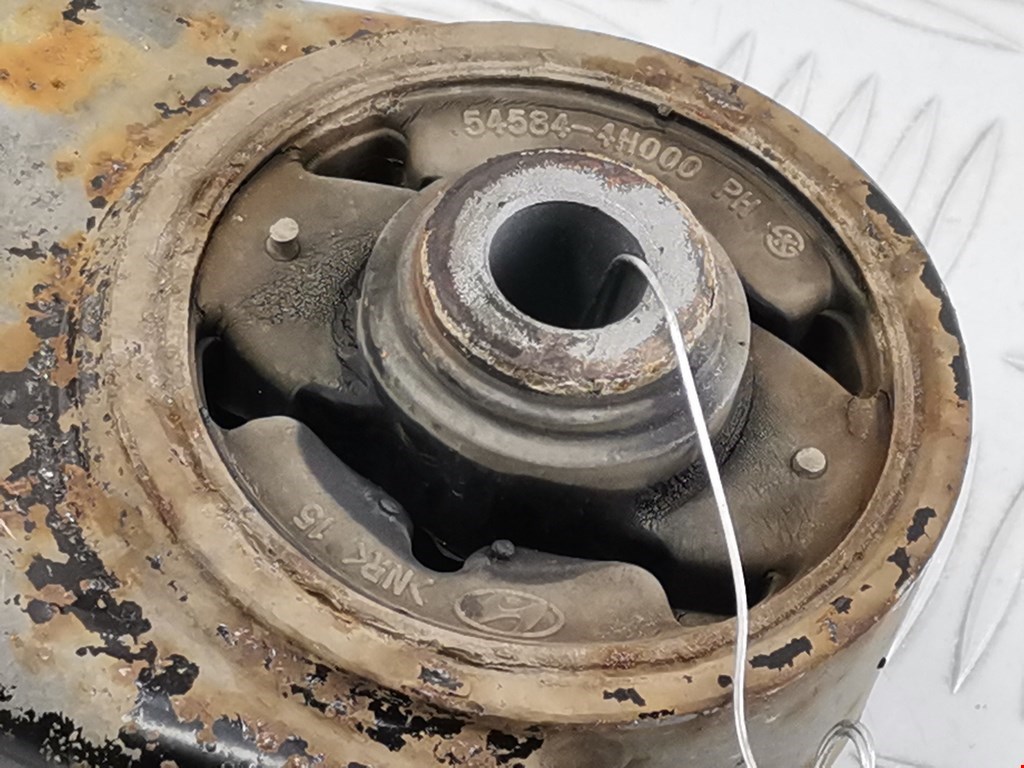 Рычаг передний правый HYUNDAI Grand Starex 2007-н.в.