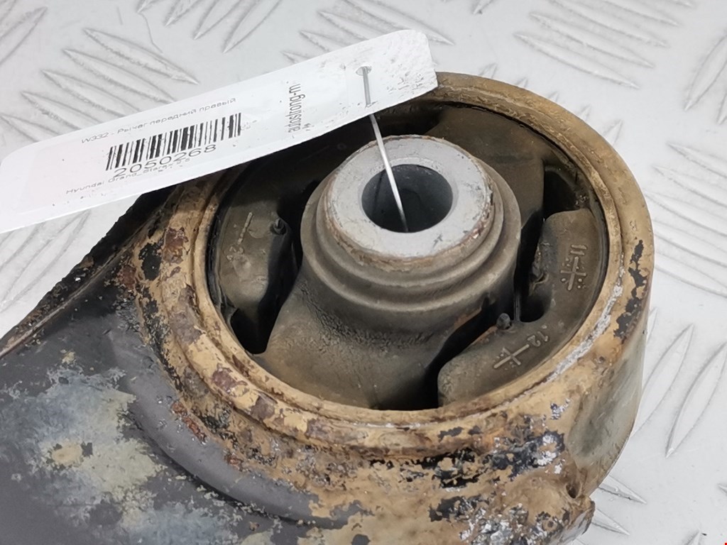 Рычаг передний правый HYUNDAI Grand Starex 2007-н.в.