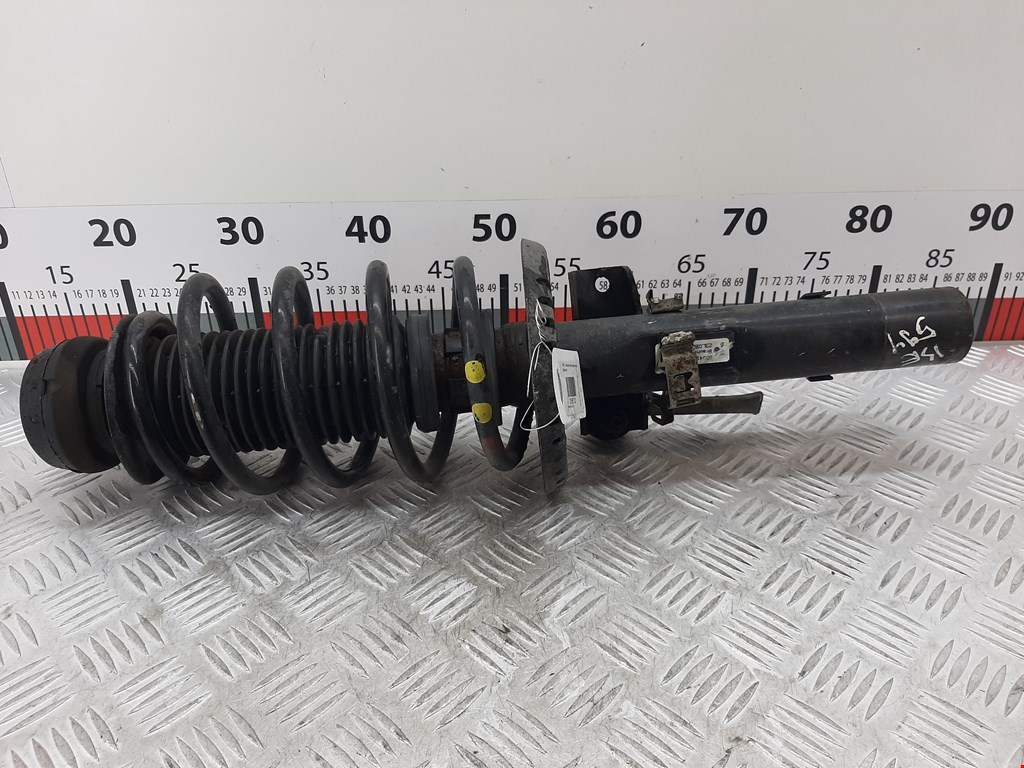 Амортизатор передний правый SKODA Fabia MK2 5J 2007-2014