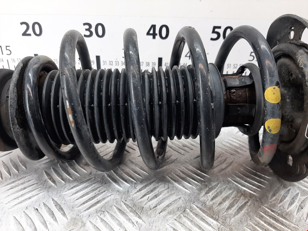 Амортизатор передний правый SKODA Fabia MK2 5J 2007-2014