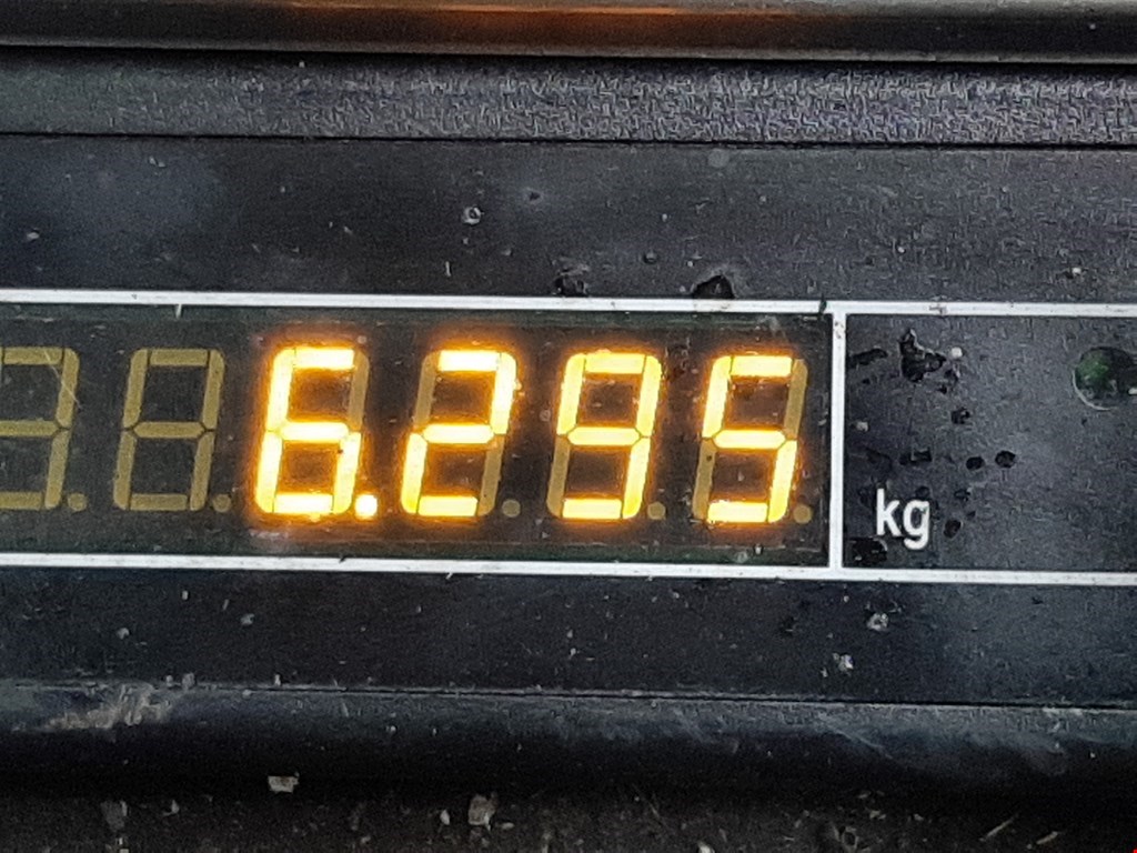 Амортизатор передний правый SKODA Fabia MK2 5J 2007-2014