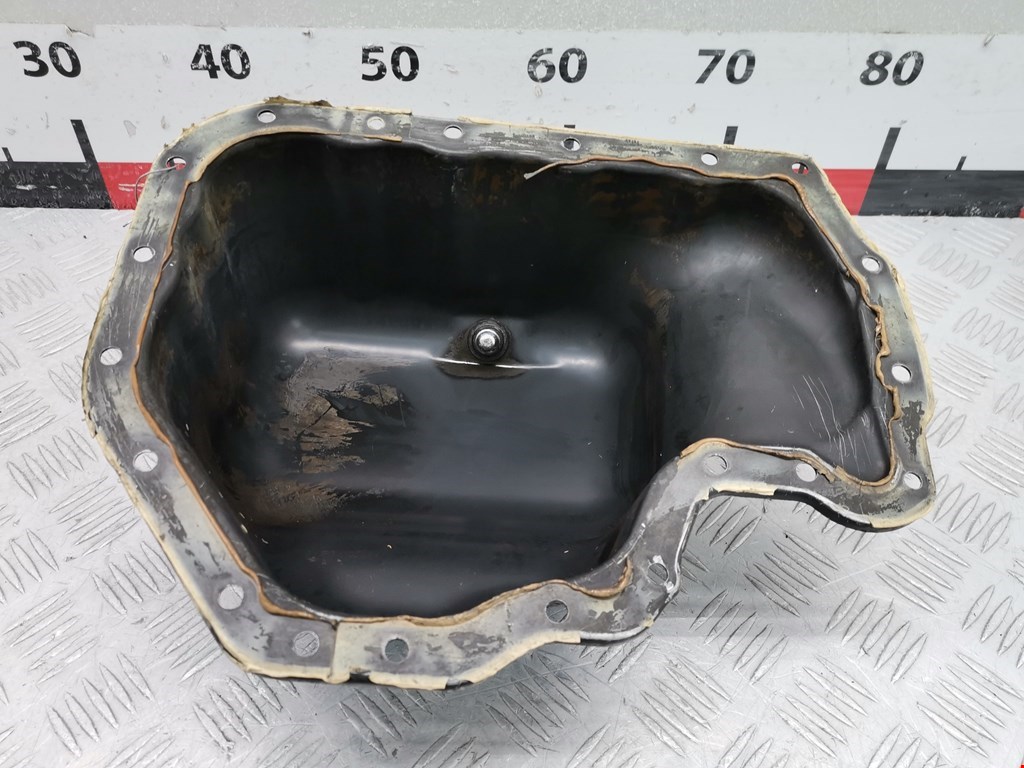 Поддон масляный двигателя VOLKSWAGEN Polo IV 2001-2009